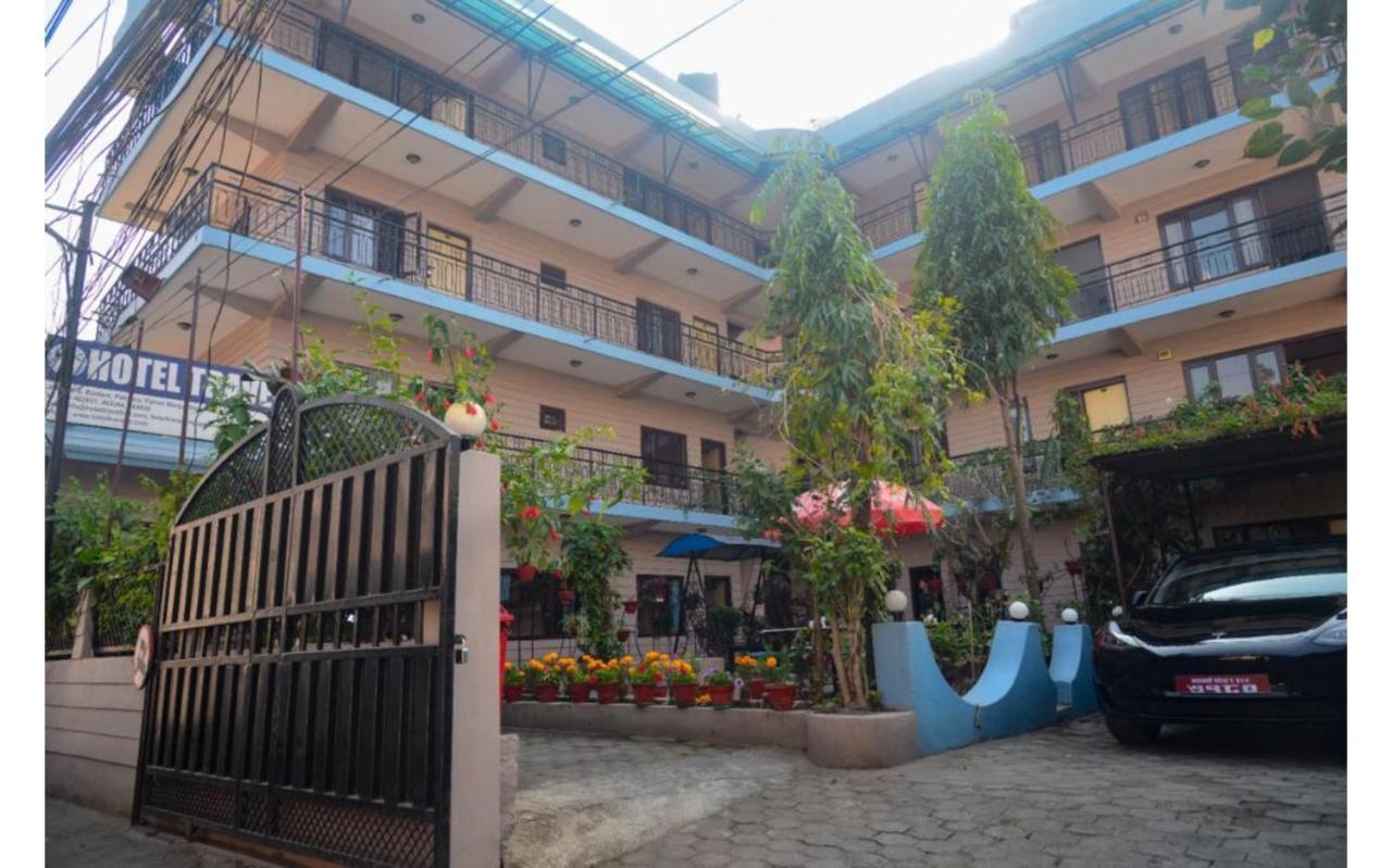 Hotel Travel Inn Покхара Экстерьер фото