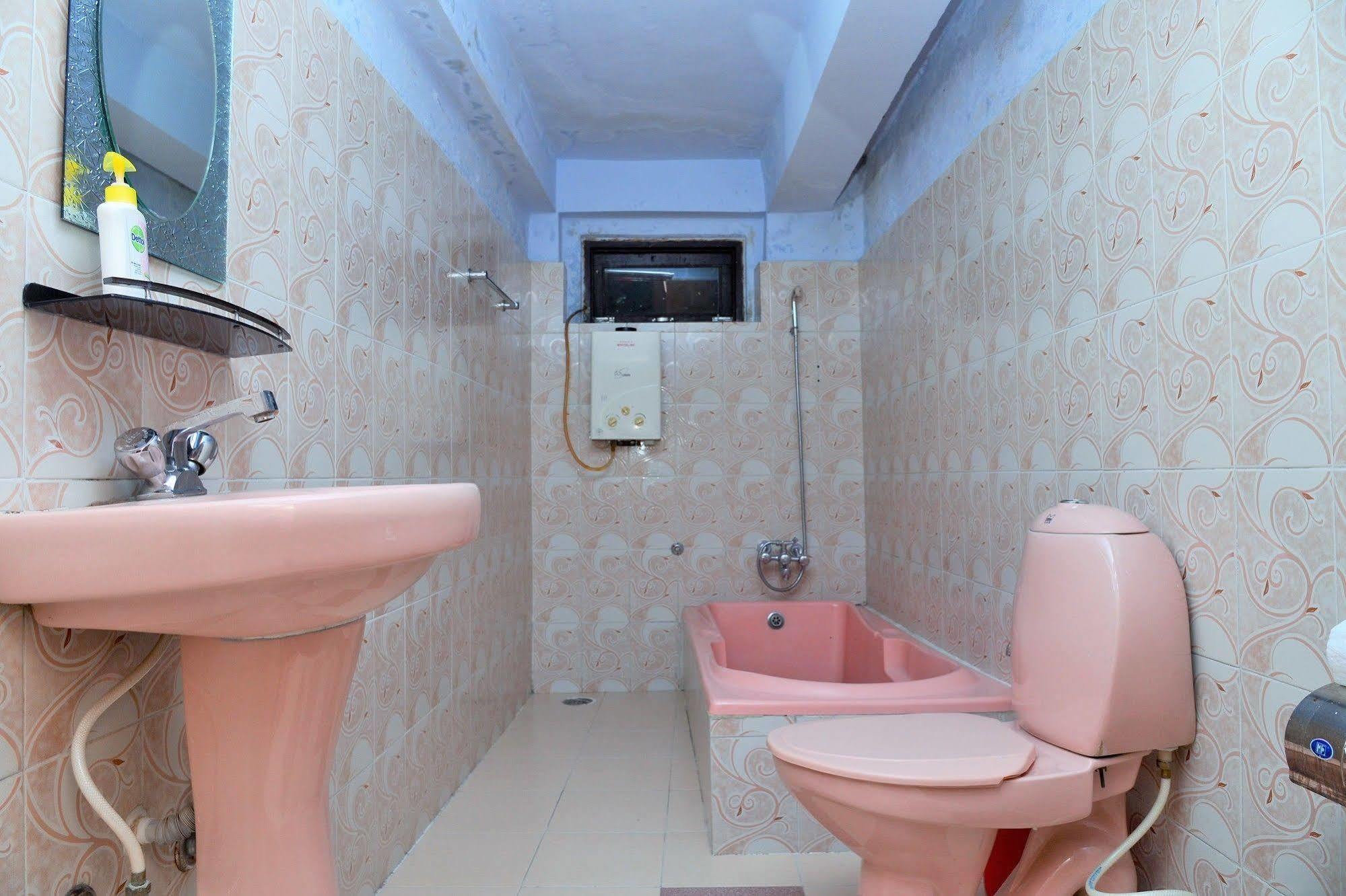 Hotel Travel Inn Покхара Экстерьер фото